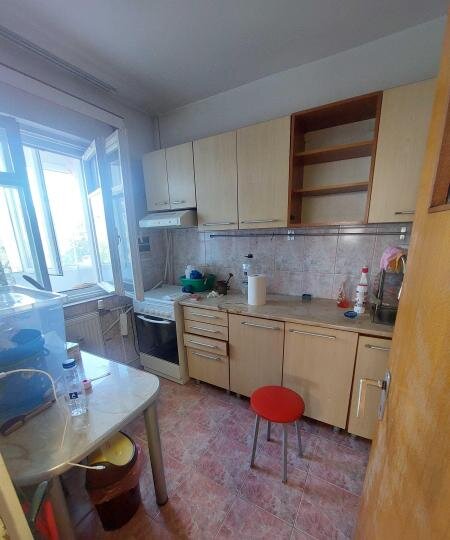 Drumul Taberei, Metrou Brancusi, Cofetaria Minimal,